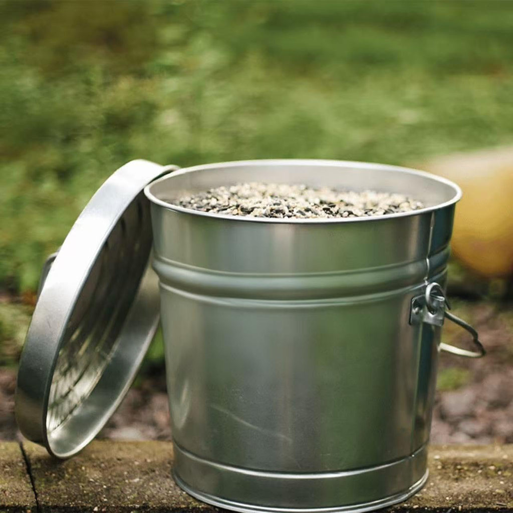6 Gal Galvanized Steel Can with Locking Lid N613