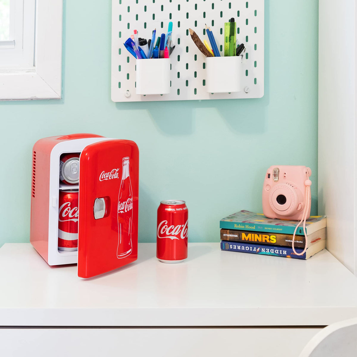 4L 6 Can Mini Fridge Portable Cooler Red G357340