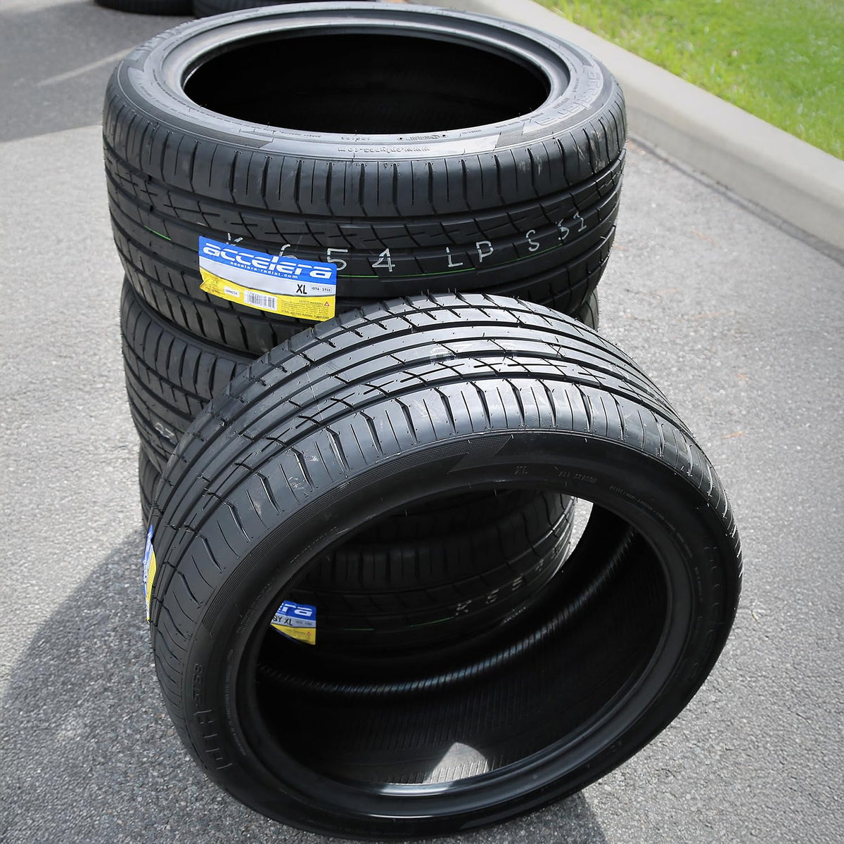 275/55R20 117V All Season XL Tire G653622