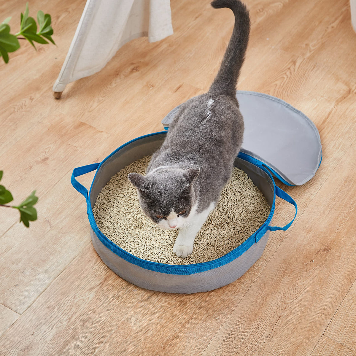 PortaPotty Litter Box T578